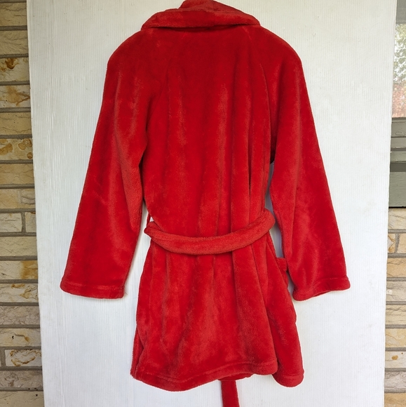 VICTORIA'S SECRET women's red plush soft and cozy fleece bath robe - Picture 10 of 12
